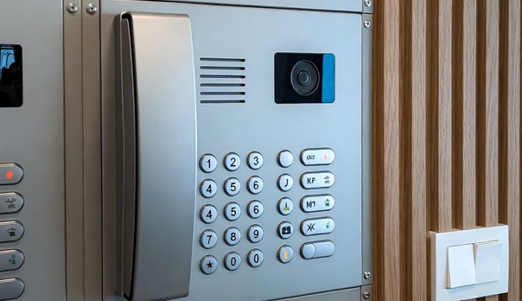 Modernize o Seu Escritório: A Revolução do Intercom e Portaria Integrados na Central Telefónica Virtual